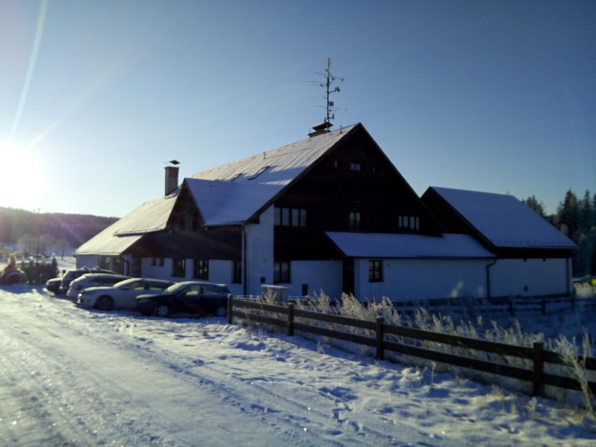 Orlik Rejviz Hotel Luaran gambar