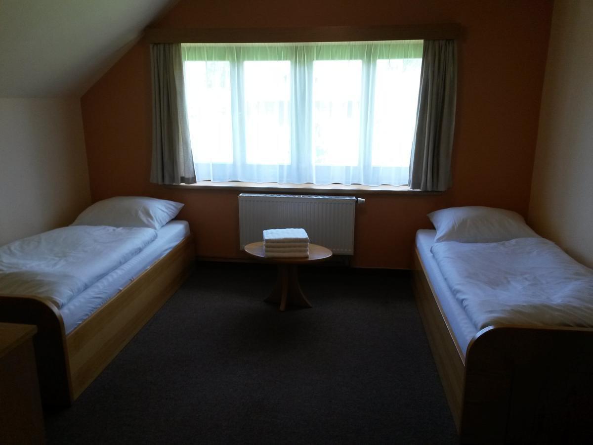 Orlik Rejviz Hotel Luaran gambar